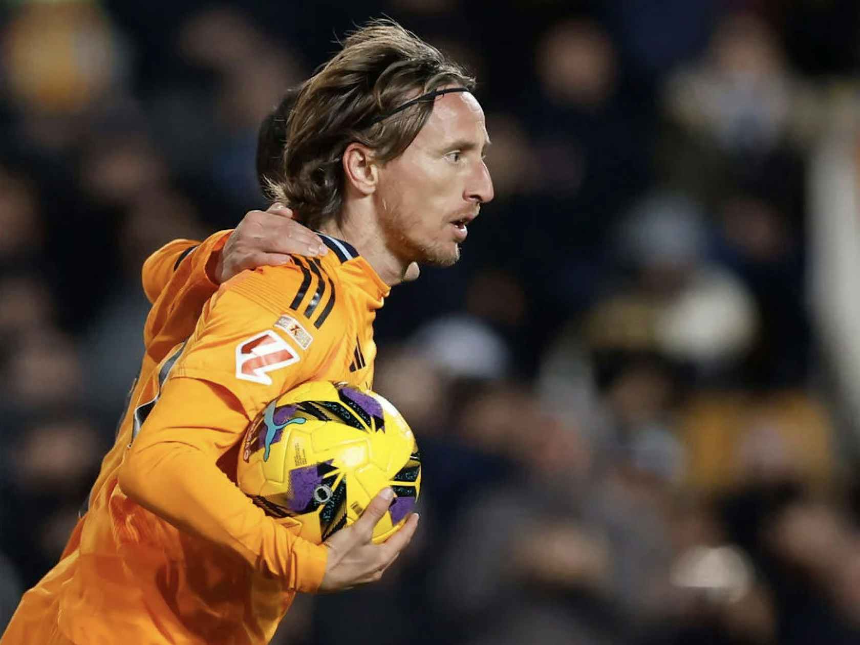 美国名记：苏亚雷斯因为无球状态下踢人被禁赛一场